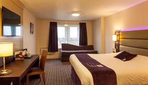 Premier Inn Nottingham Arena Extérieur photo